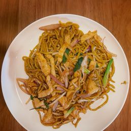 Chicken Lo Mein