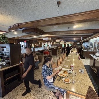 Matthews Diner - Inside - Diners Near Me - Waldwick, New Jersey Matthews Diner - Inside - Diners Near Me - Waldwick, New Jersey
