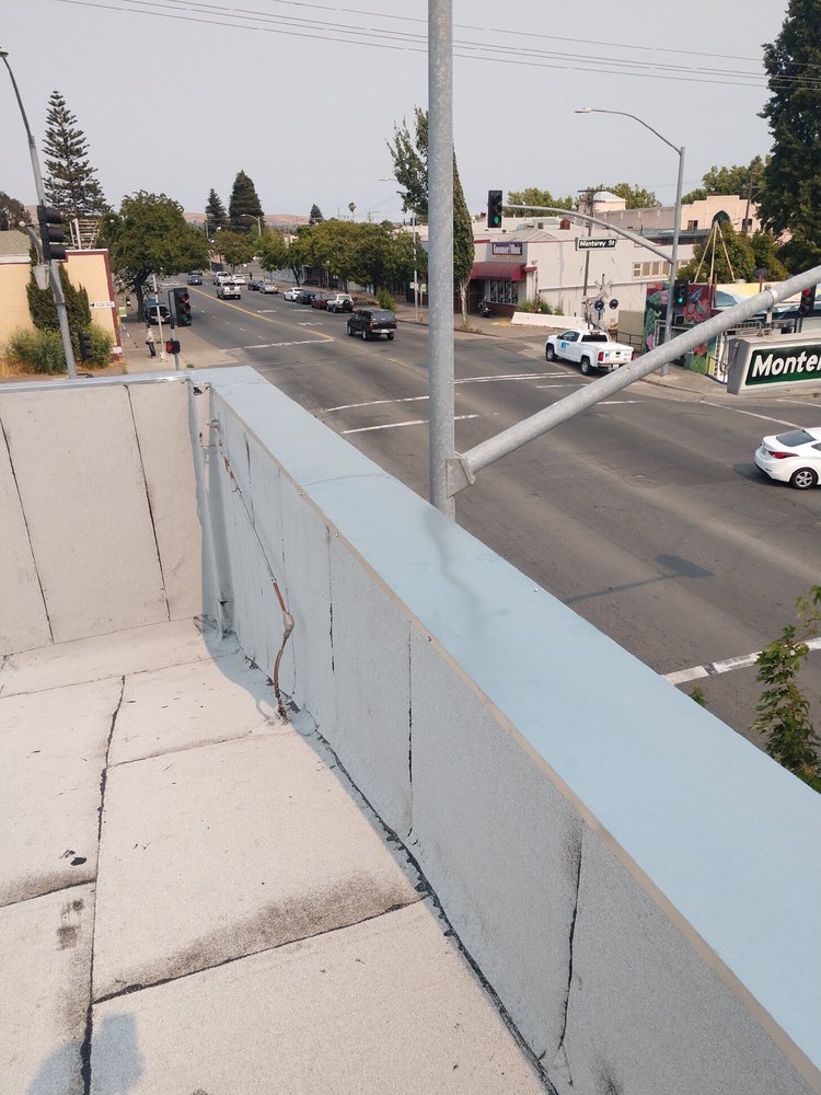 Slide of Henry Roofing