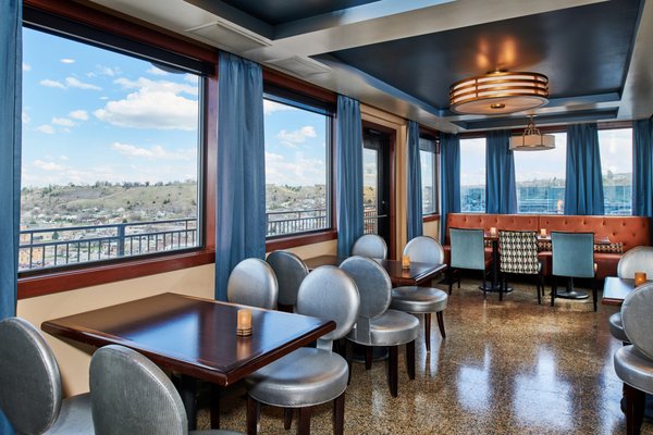Juniper at Vertex Sky Bar by null