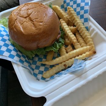 Chilly Jilly'z Bakery & Cafe - Ice Cream & Frozen Yogurt Near Me - Boulder City, Nevada Chilly Jilly'z Bakery & Cafe - Ice Cream & Frozen Yogurt Near Me - Boulder City, Nevada