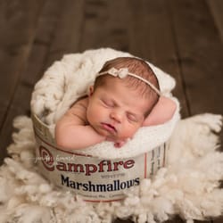 Jenifer Howard Studios - We have an amazing collection of simple and gorgeous props that will be used during your session.