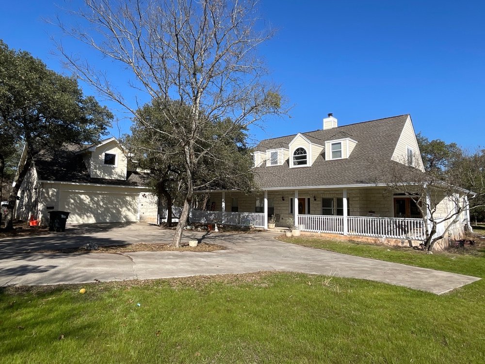 Slide of Willi Roofing Services