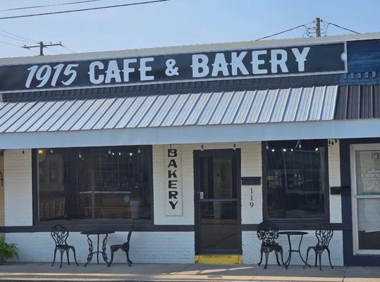 1915 Cafe & Bakery by null