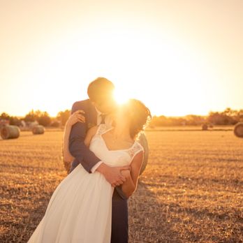 Marina Anaya Photography - A picture Marina took at our wedding in 2019! Just one of hundreds of beautiful photos she took! - Session Photography Near Me Marina Anaya Photography - A picture Marina took at our wedding in 2019! Just one of hundreds of beautiful photos she took! - Session Photography Near Me