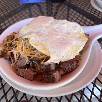 Skyway Cafe - NY steak skillet - Breakfast & Brunch Near Me - St. Petersburg, Florida Skyway Cafe - NY steak skillet - Breakfast & Brunch Near Me - St. Petersburg, Florida