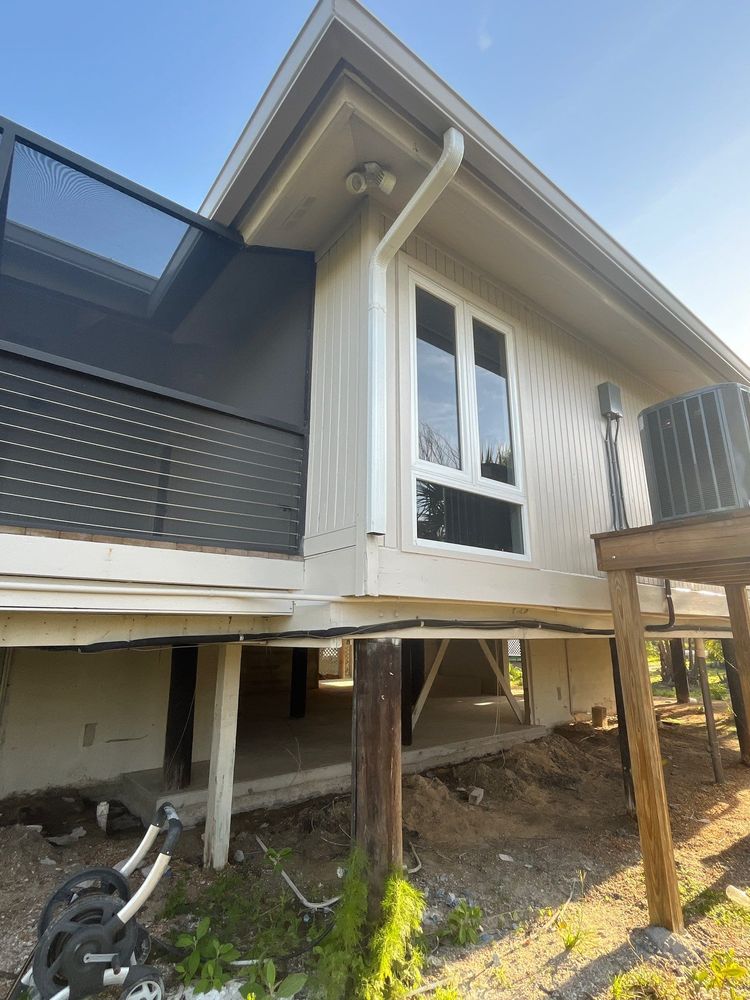 Slide of Traditional Seamless Gutters