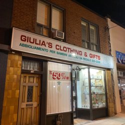 Giulia's Clothing and Gifts