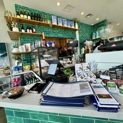 Post-order counter shot
