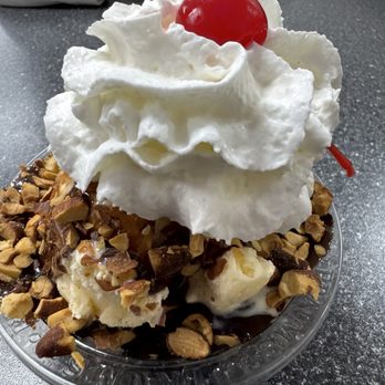Braum's Ice Cream & Dairy Stores - Ice Cream & Frozen Yogurt Near Me - Rowlett, Texas Braum's Ice Cream & Dairy Stores - Ice Cream & Frozen Yogurt Near Me - Rowlett, Texas