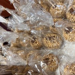 Brummer's Homemade Chocolates - Candy apples