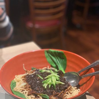 Dumpling Kitchen - E12. Noodle in Black Bean Sauce - Shanghainese Near Me - Berkeley, California