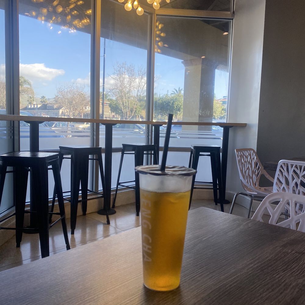 Feng Cha - Milpitas - Looking at seats by window & large parking lot. - Desserts Near Me - Milpitas, California