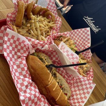 OUTTA BRONX - Philly cheesesteak Fries/onion rings Cali chick - Sandwiches Near Me - Peoria, Arizona OUTTA BRONX - Philly cheesesteak Fries/onion rings Cali chick - Sandwiches Near Me - Peoria, Arizona