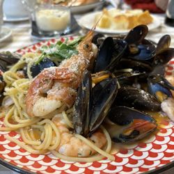 And the star of the show - Seafood spaghetti.
