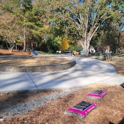 RG Stonemind - Installed a decoration retaining wall and the driveway!