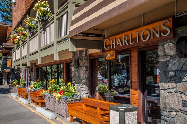 Charltons Banff by null