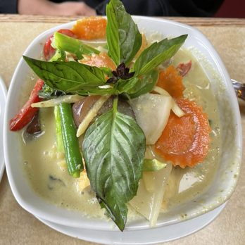 Thai Bloom - Thai Green Curry - Thai Near Me - Camas, Washington Thai Bloom - Thai Green Curry - Thai Near Me - Camas, Washington