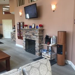 Connecticut Family Dental Group - Cozy waiting room