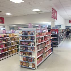 Boots - Shampoo as far as the eye can see!