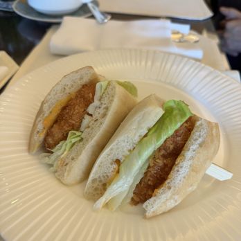 大堂酒廊 - Lounges Near Me - Hong Kong, HK