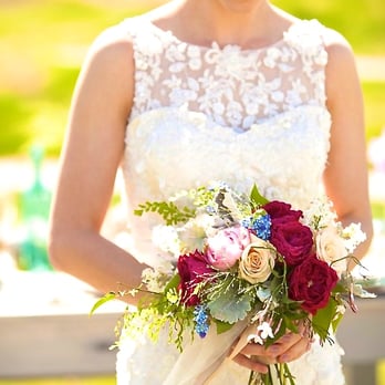 Susan Metcalf Videography - Wedding Bouquet of multi-colored flowers of Spring.
Deer Valley Weddings at Montage are brilliant and heavenly! - Videographers Near Me Susan Metcalf Videography - Wedding Bouquet of multi-colored flowers of Spring.
Deer Valley Weddings at Montage are brilliant and heavenly! - Videographers Near Me