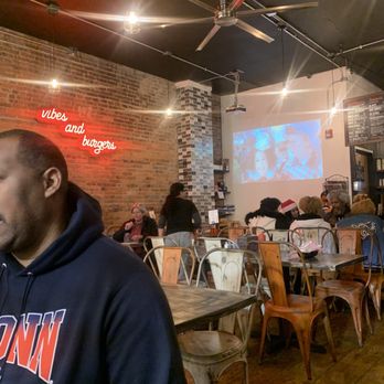 Urban Burger - Dining room - Burgers Near Me - Cranford, New Jersey Urban Burger - Dining room - Burgers Near Me - Cranford, New Jersey