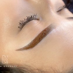 Brow Goddess - Color Correction using Orange mod to neutralize brows