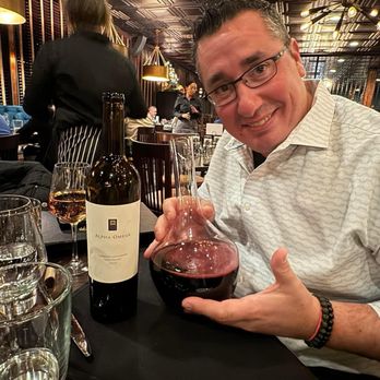 Notch 8 Grille - Alpha Omega Cabernet - Steakhouses Near Me - Northampton, Massachusetts