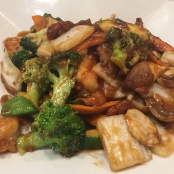 Wok & Roll - Gluten-Free Near Me - Williamsville, New York Wok & Roll - Gluten-Free Near Me - Williamsville, New York