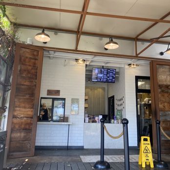 Boba Guys - Took after waiting for 5 min - Bubble Tea Near Me - Costa Mesa, California