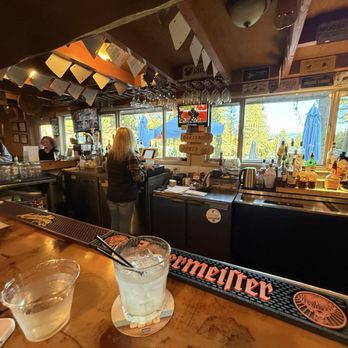 Big Bear Moose Lodge - Bar - Social Clubs Near Me - Fawnskin, California