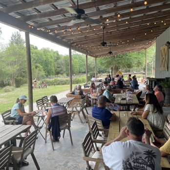 Dragon Flower Winery - Outside patio and garden - Wineries Near Me - Summerfield, Florida Dragon Flower Winery - Outside patio and garden - Wineries Near Me - Summerfield, Florida