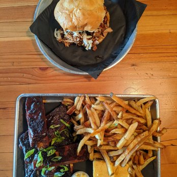 Sweetwood BBQ - Sriracha ribs (fries and corn bread) and pulled chicken sandwich - Barbeque Near Me - Wenatchee, Washington