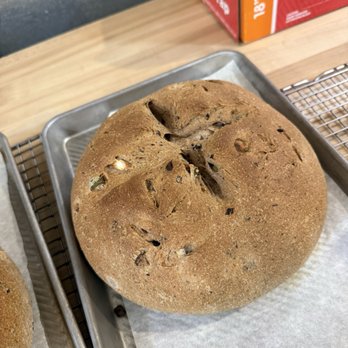 Sur La Table - Rosemary/olive/onion bread. - Cooking Classes Near Me - Scottsdale, Arizona Sur La Table - Rosemary/olive/onion bread. - Cooking Classes Near Me - Scottsdale, Arizona