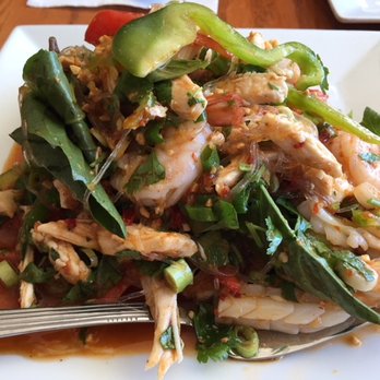 Lanxang Star Restaurant - Combination salad - Thai Near Me - Dracut, Massachusetts Lanxang Star Restaurant - Combination salad - Thai Near Me - Dracut, Massachusetts