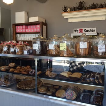 Papa Ganache - More goodies (the blueberry crumb muffins are WONDERFUL) - Cupcakes Near Me - Cranford, New Jersey Papa Ganache - More goodies (the blueberry crumb muffins are WONDERFUL) - Cupcakes Near Me - Cranford, New Jersey