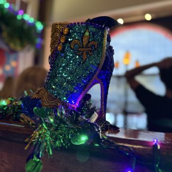 The Palace Grill - Decor - Cajun/Creole Near Me - Santa Barbara, California