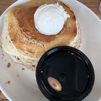 Katz's - Side of Buttermilk Pancakes - Bars Near Me - Houston, Texas