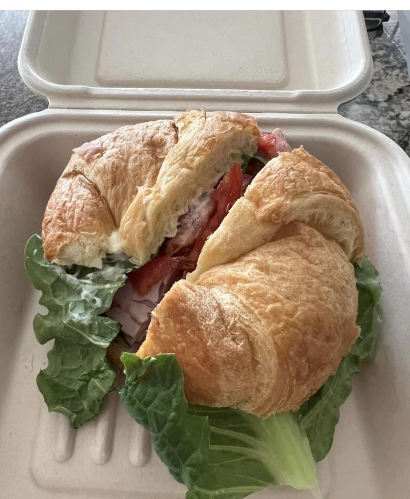 Sonshine Pound Cake Logo