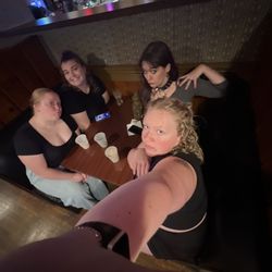 Rooters Bar - Us having soooo much fun