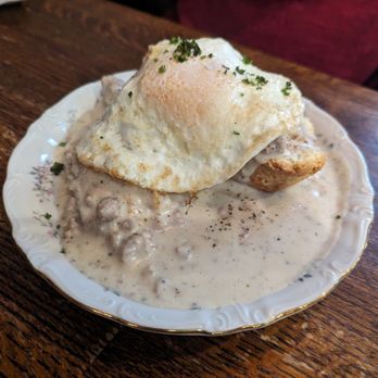 Loam - Sausage gravy and egg. Yummy. - Breakfast & Brunch Near Me - Dayton, Oregon