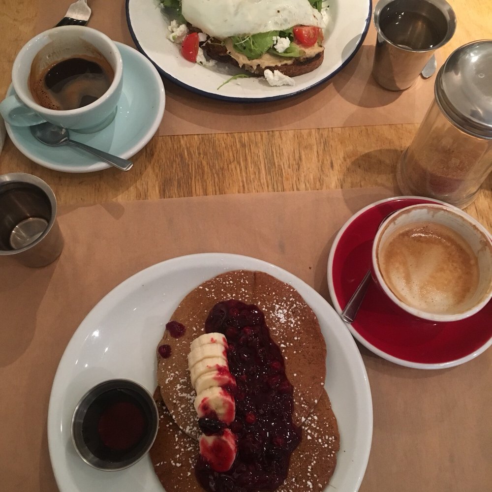 Kitchen - Vegan pancakes with fruit, cafe au Lait with oat milk, pimped toast, and an espresso - Breakfast & Brunch Near Me - Paris, 75 Kitchen - Vegan pancakes with fruit, cafe au Lait with oat milk, pimped toast, and an espresso - Breakfast & Brunch Near Me - Paris, 75