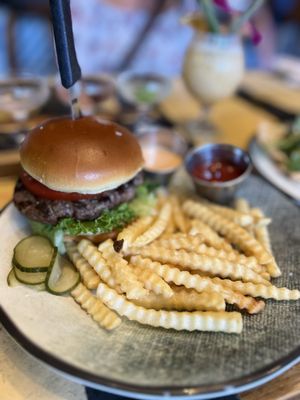 Mahina & Sun’s by null