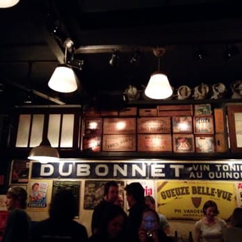 Bar des Amis - random decoration - Bars Near Me - Brussels, BRU
