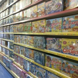 Smyths Toys - So many board games!