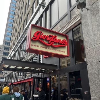 GIORDANO’S - Updated May 2024 - 361 Photos & 341 Reviews - 43 North ...