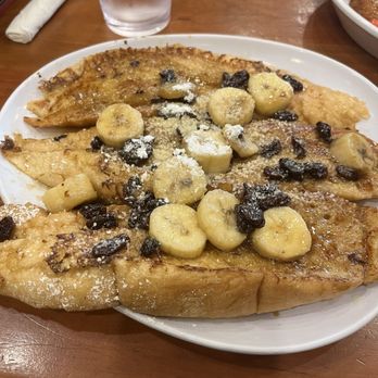 Ruby Slipper Decatur - Bananas Foster French Toast - Breakfast & Brunch Near Me - New Orleans, Louisiana