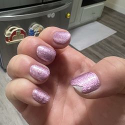 Barefoot Nail Spa - Chipped polish, less than 1 day after gel manicures