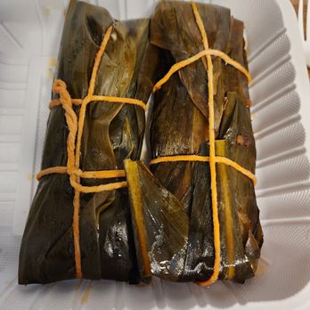 Yama's Fish Market - Pasteles - Seafood Markets Near Me - Honolulu, Hawaii Yama's Fish Market - Pasteles - Seafood Markets Near Me - Honolulu, Hawaii
